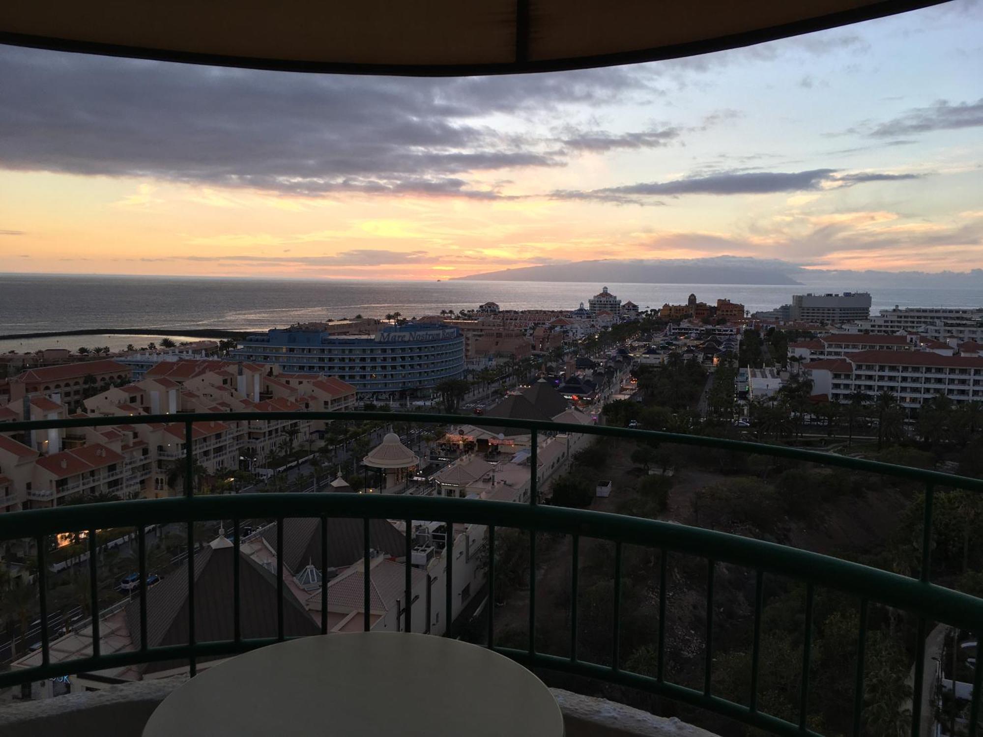 Torres Del Sol 14 Floor Ocean'S Balcony Apartment Arona  Bagian luar foto