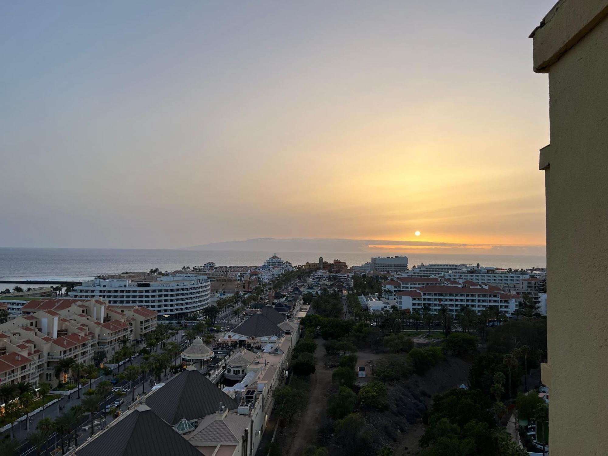 Torres Del Sol 14 Floor Ocean'S Balcony Apartment Arona  Bagian luar foto